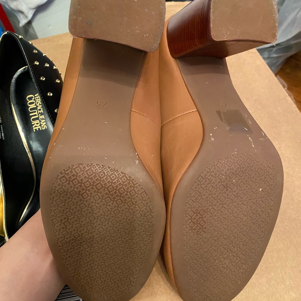 Tory Burch pumps leather in tan